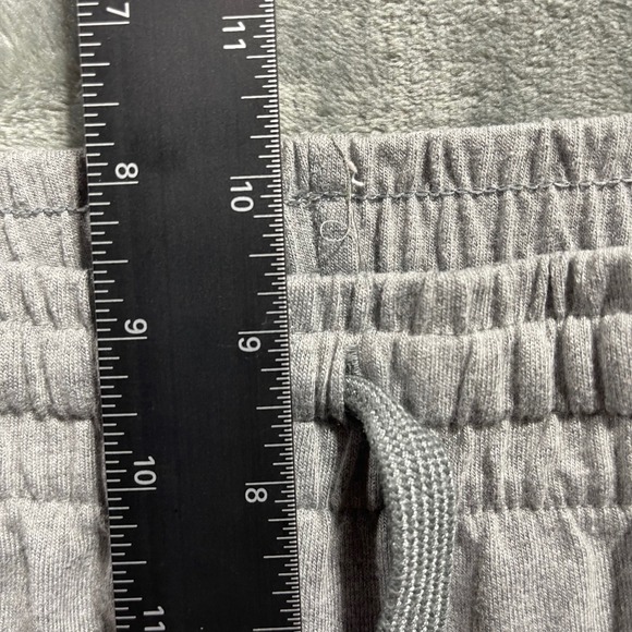 Nike Jogger Sweatpants Boys Medium Gray Fleece Athletic Lounge Pants - Picture 7 of 9
